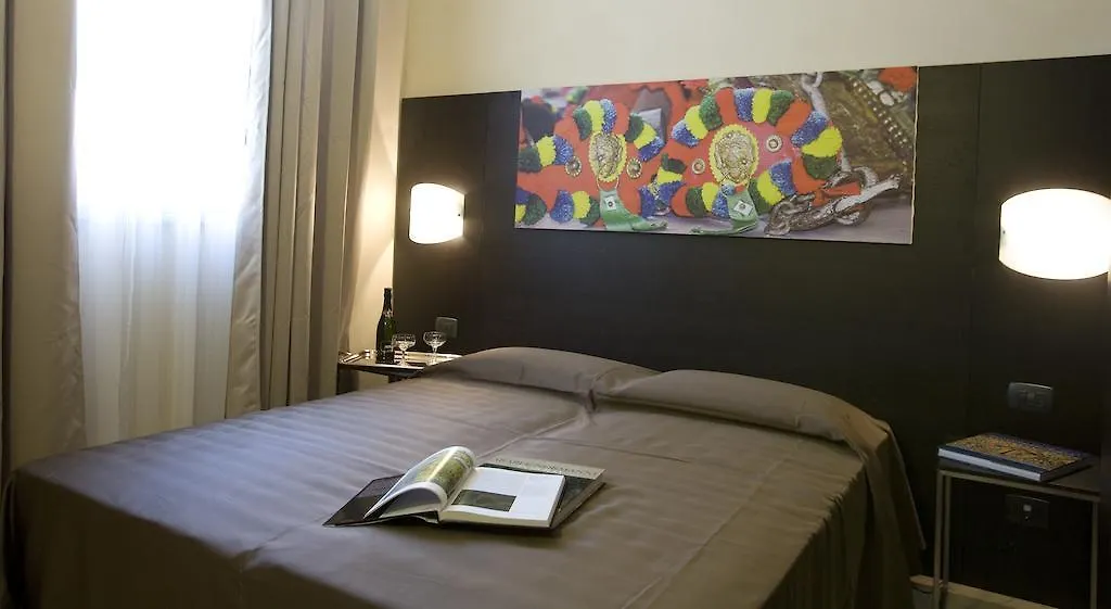 Centrum Hotel Residence Valderice