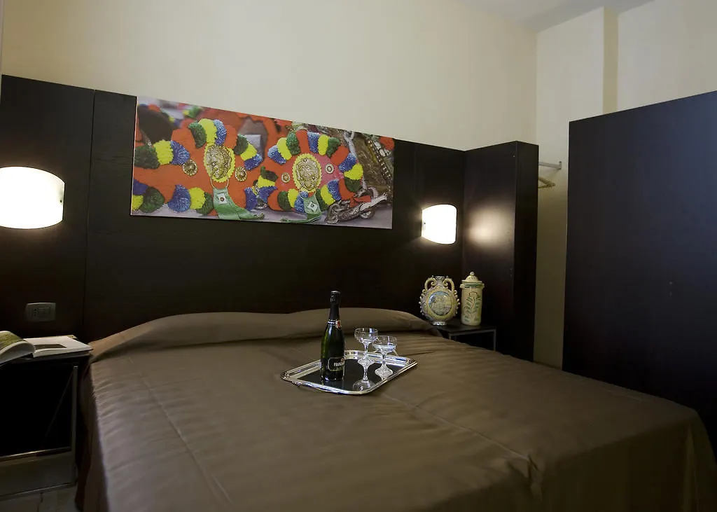 Centrum Hotel Residence Valderice